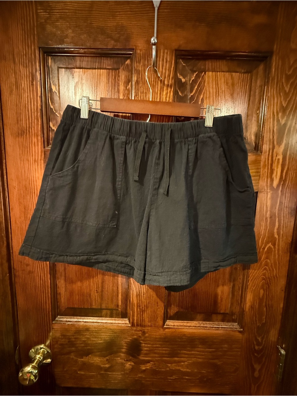 SHEIN Black Elastic-Waist Casual Shorts